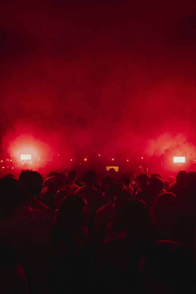 DayDance_HeavenSeven-Strandhaus-Bodensee_Laurin-Lorünser_Market33_10