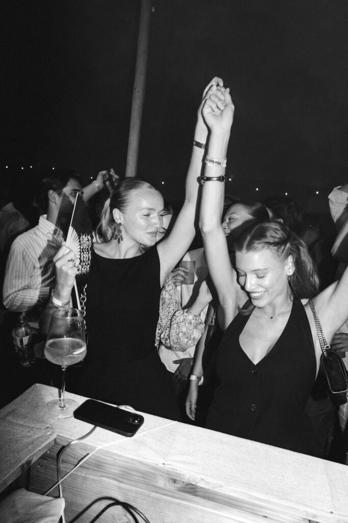 DayDance_HeavenSeven-Strandhaus-Bodensee_Laurin-Lorünser_Market33_11