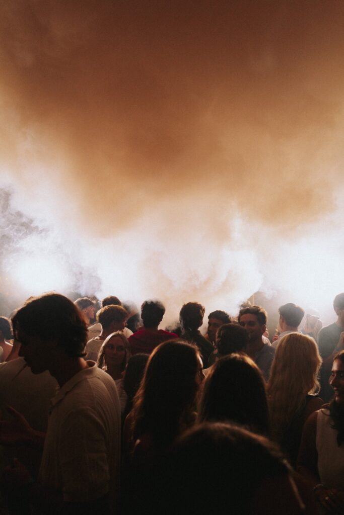 DayDance_HeavenSeven-Strandhaus-Bodensee_Laurin-Lorünser_Market33_9