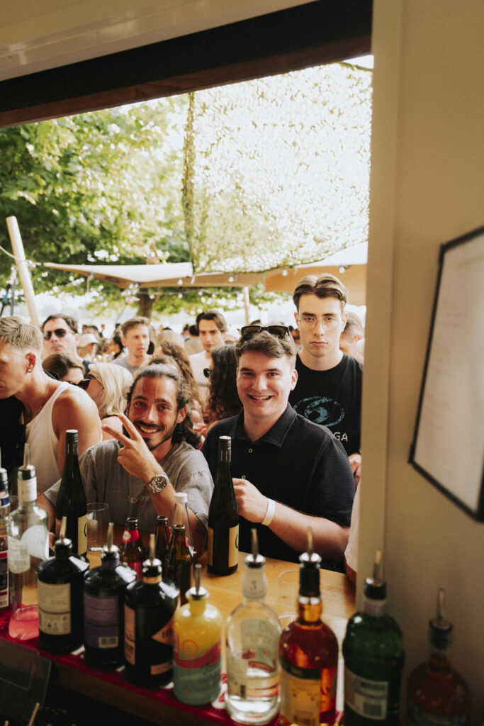 heaven7.at-sunsetaffairs_Credit_LaurinLoruenser_StrandhausHard_August2422